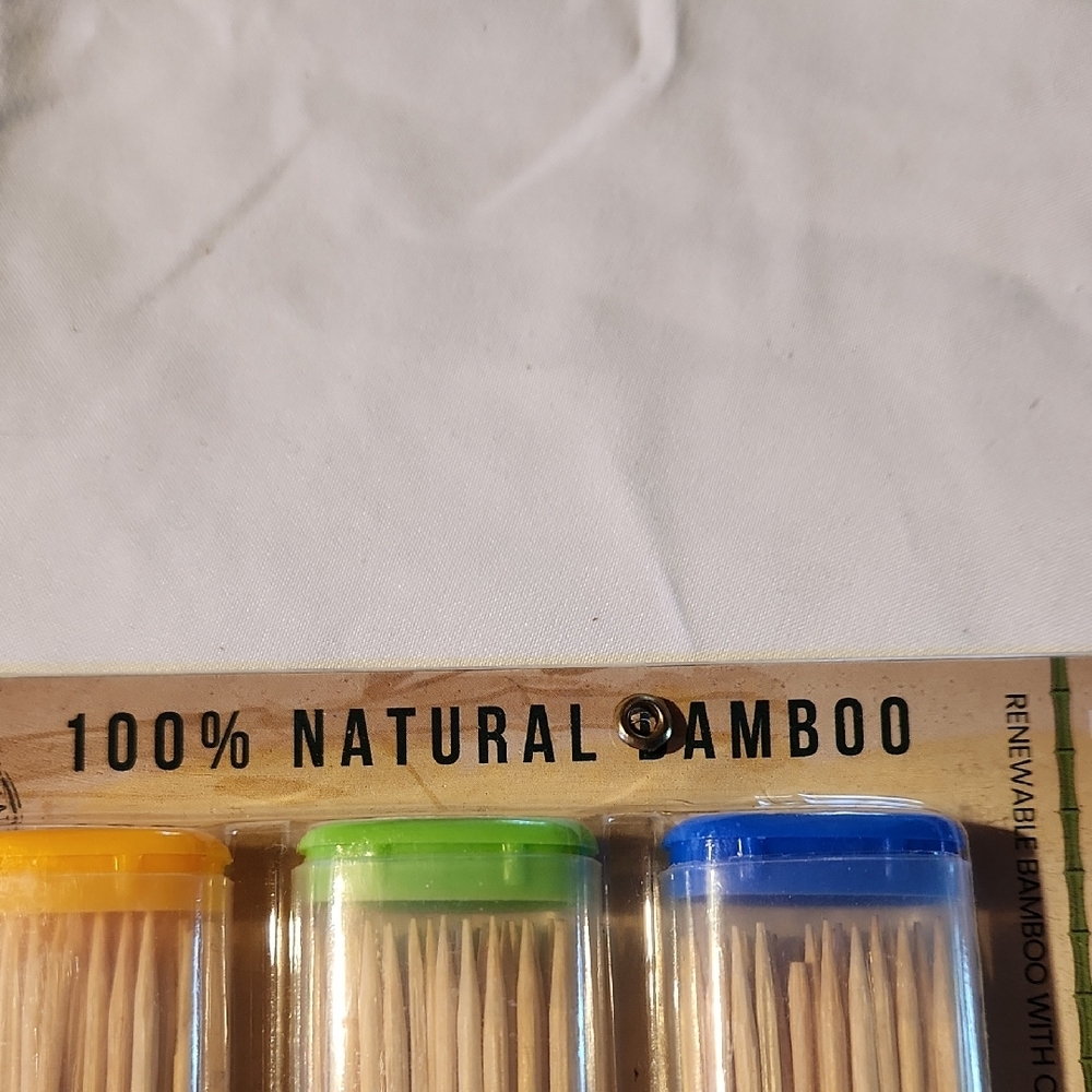adidas Travel Toothpick Set with Colorful Caps - Picture 3 of 4